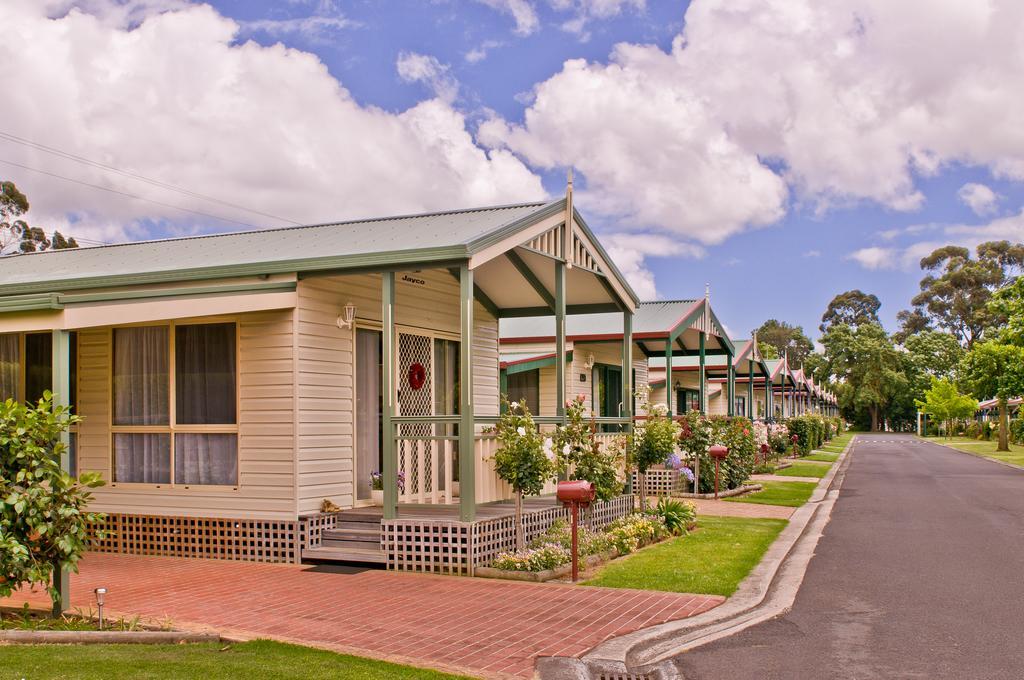 Warragul Gardens Holiday Park Extérieur photo