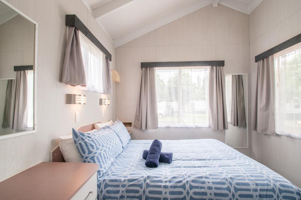 Warragul Gardens Holiday Park Extérieur photo