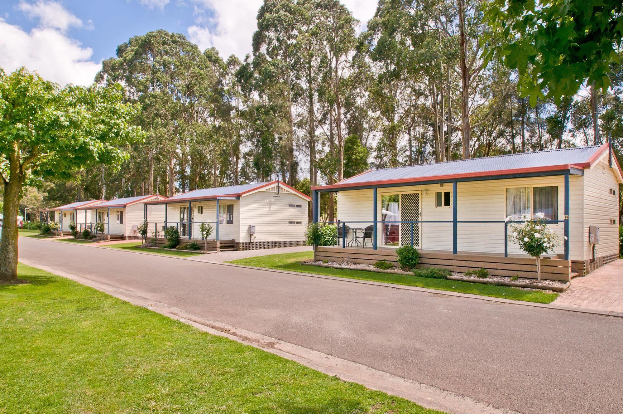 Warragul Gardens Holiday Park Extérieur photo